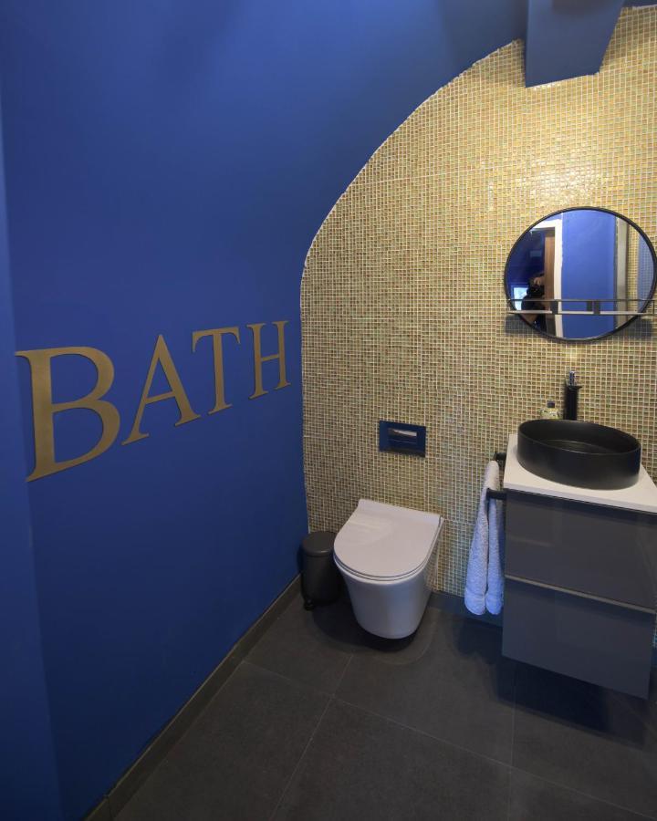 Quirky Vaulted Flat With Terrace Apartamento Bath Exterior foto