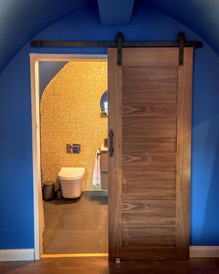Quirky Vaulted Flat With Terrace Apartamento Bath Exterior foto
